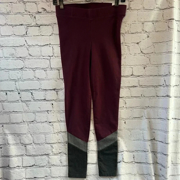 Aerie Chill Play Move Burgundy Grey Leggings Size Small‎ New with Tags - Picture 1 of 7